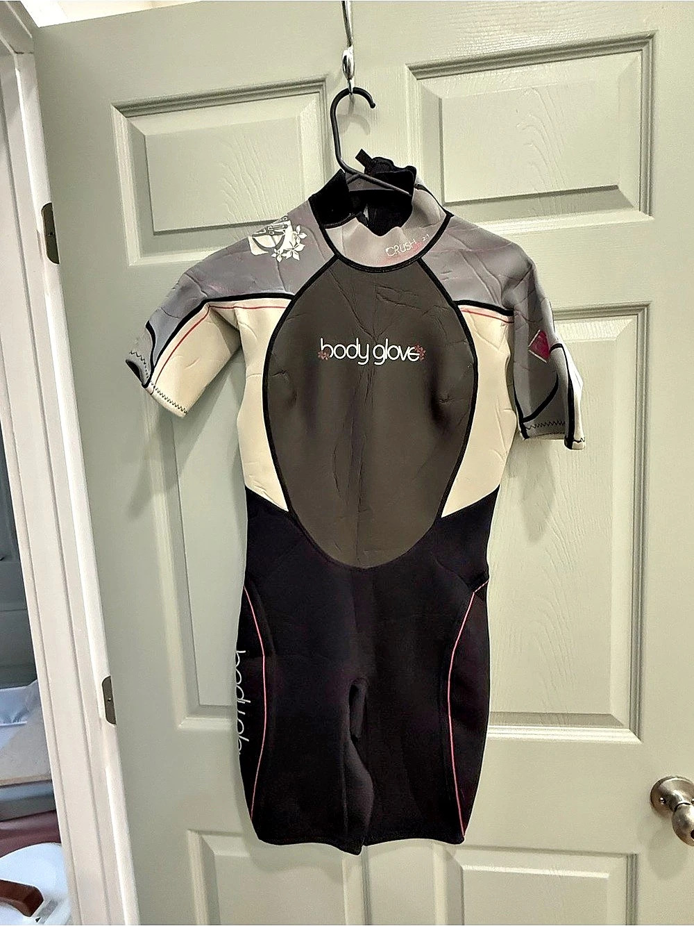 body glove Crush Shorty Wetsuit women’s  7/8 Black & Gray